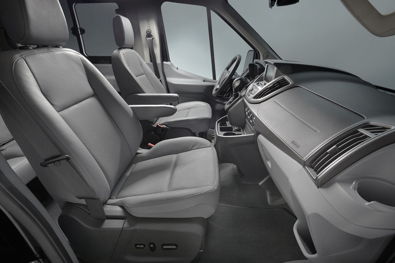 https://gcc-1307444343.cos.accelerate.myqcloud.com/images/e5fccf/r_960x540/generations/generation_6496acab7699c_ford-transit-interior-front-seats.jpeg