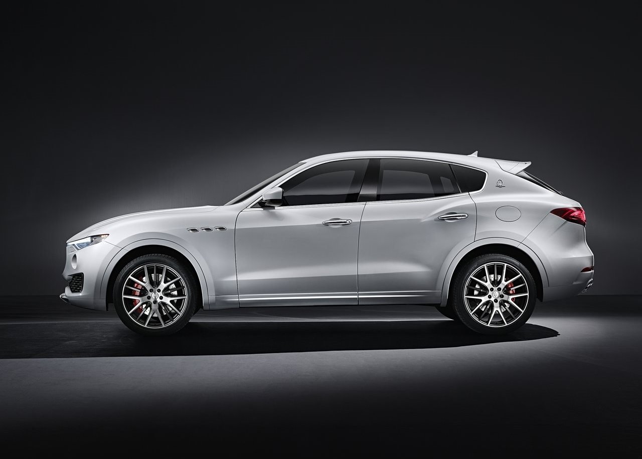 https://gcc-1307444343.cos.accelerate.myqcloud.com/images/e8fba7/r_960x540/generations/generation_64a6206e47150_maserati-levante-exterior-side-profile.jpg