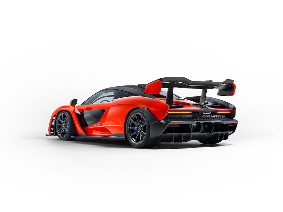 https://gcc-1307444343.cos.accelerate.myqcloud.com/images/ed3502/r_960x540/generations/generation_64a6f793b7647_mclaren-senna-exterior-rear-right-angled.jpg