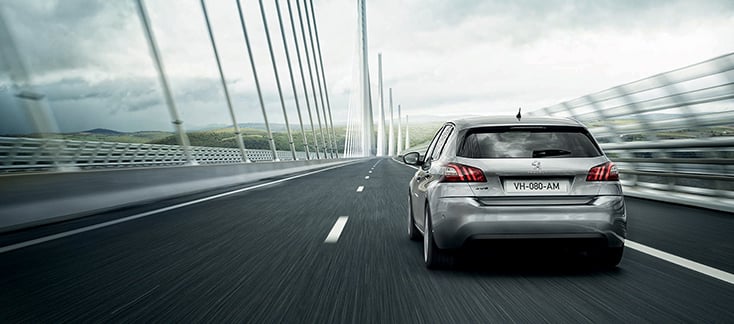 https://gcc-1307444343.cos.accelerate.myqcloud.com/images/ff160c/r_960x540/generations/generation_6494452f3803e_peugeot-308-exterior-rear-profile.jpg