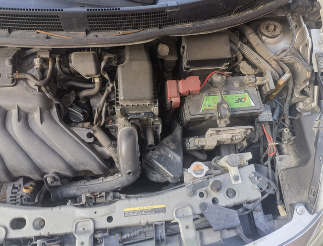 Hi everyone, does anyone know where the throttle body is on a 2011 Nissan Sunny? Is it something I can clean myself?